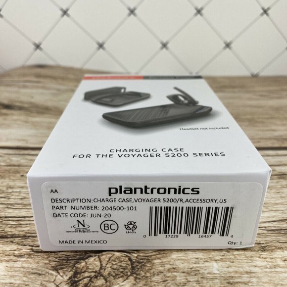 NEW Brand Plantronics Voyager 5200 Bluetooth Headset Charge Case W/OUT H… - Picture 8 of 10